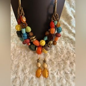 Beautiful and Eclectic Necklace with Earrings